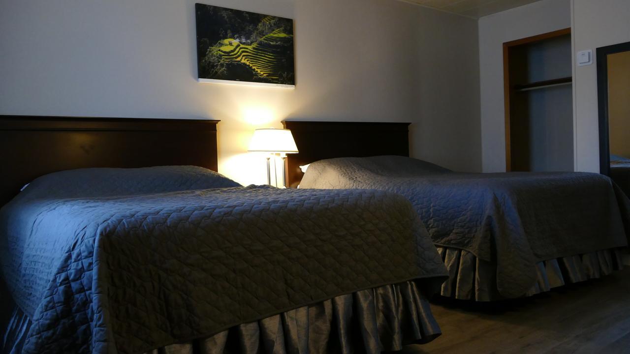 The White Horse Motel คอร์นวอลล์ ภายนอก รูปภาพ